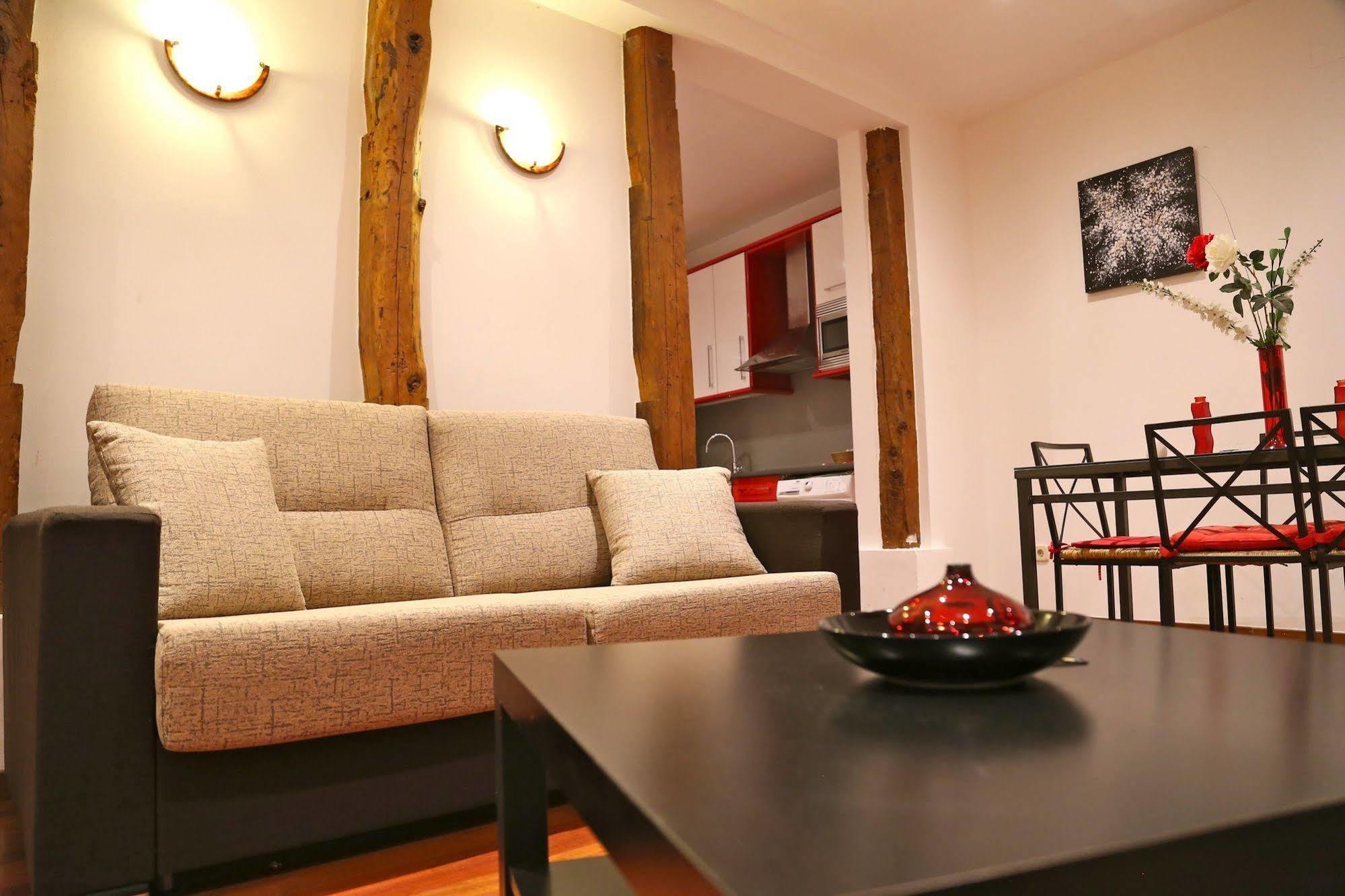 Prado Apartments Madryt Zewnętrze zdjęcie