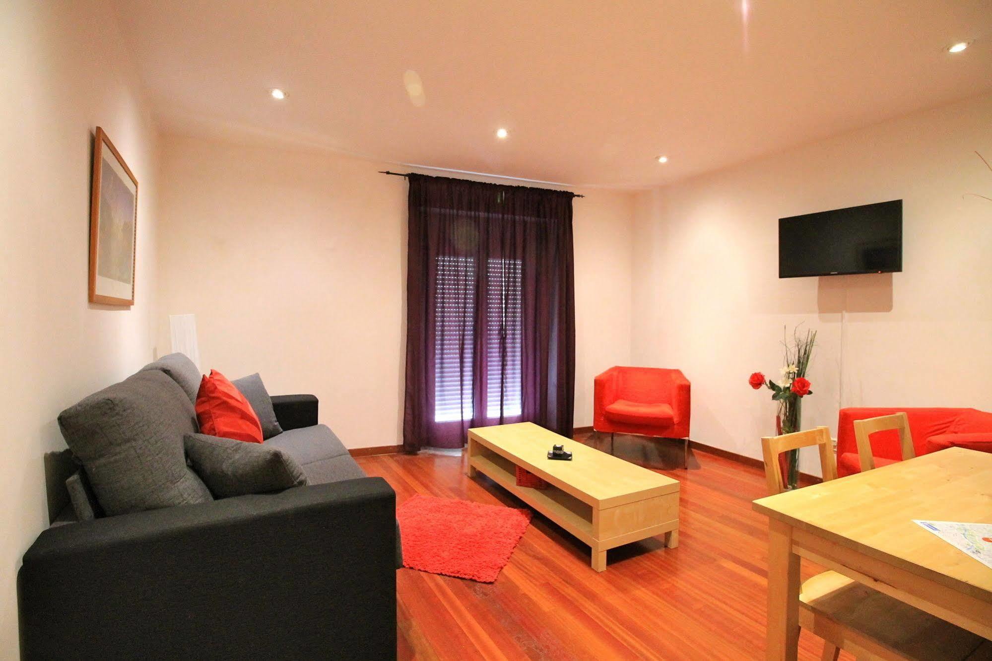 Prado Apartments Madryt Zewnętrze zdjęcie