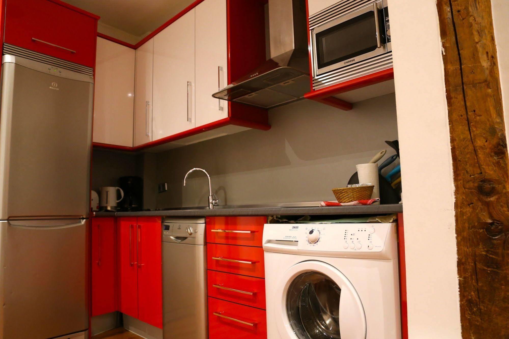 Prado Apartments Madryt Zewnętrze zdjęcie