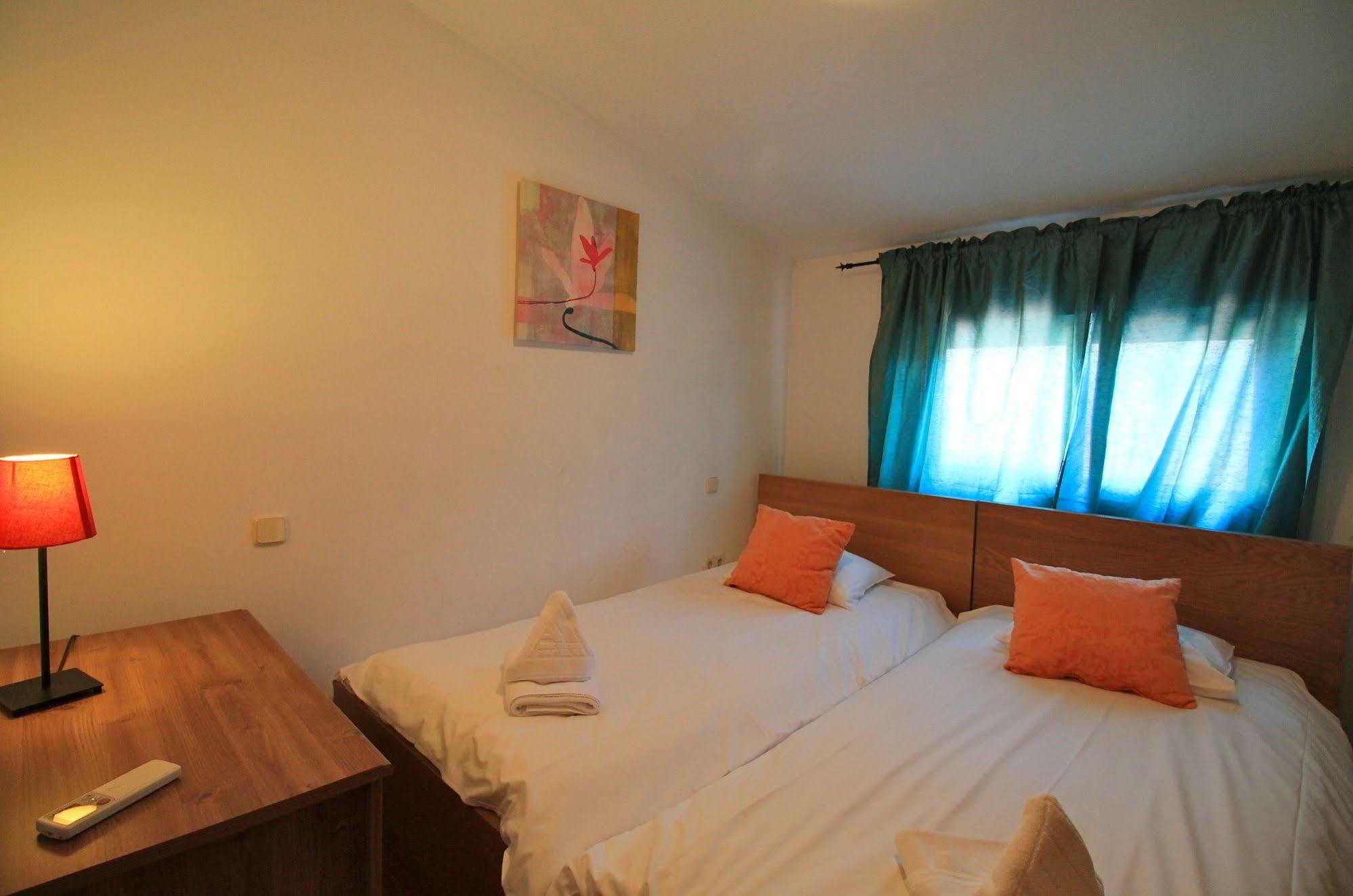 Prado Apartments Madryt Zewnętrze zdjęcie