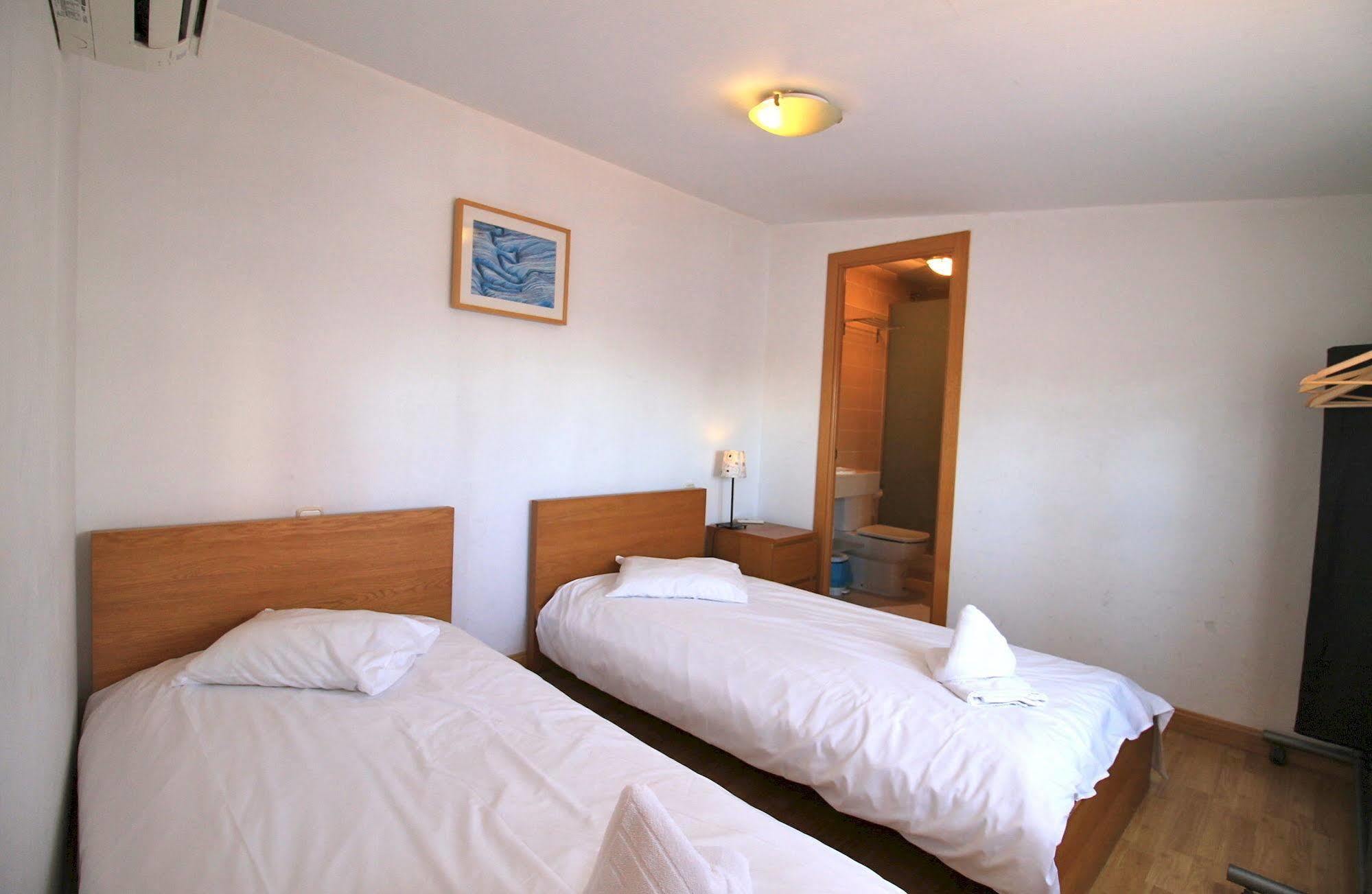 Prado Apartments Madryt Zewnętrze zdjęcie