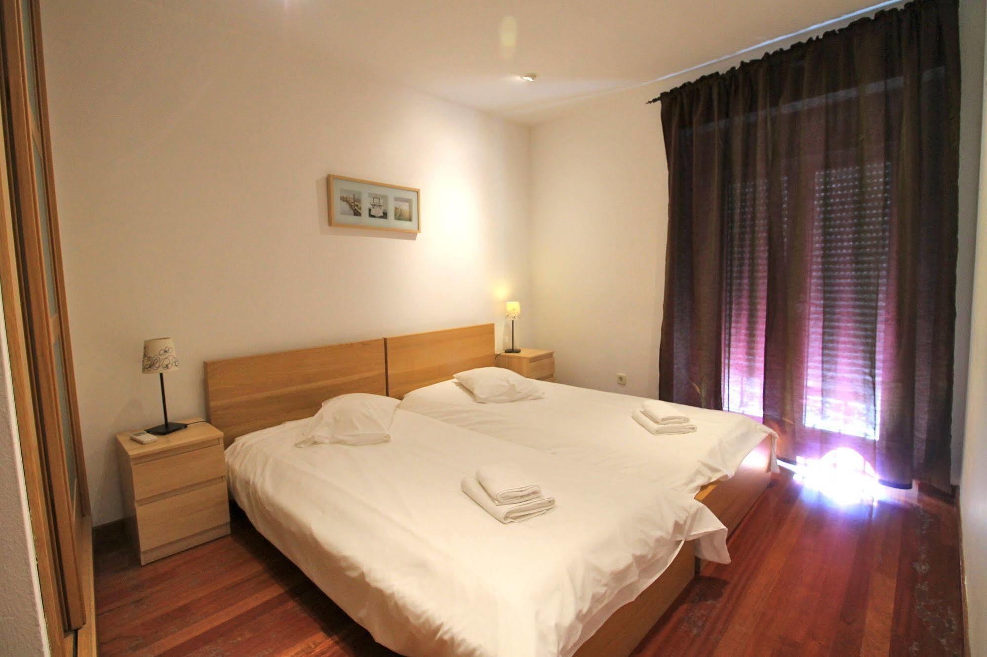 Prado Apartments Madryt Zewnętrze zdjęcie