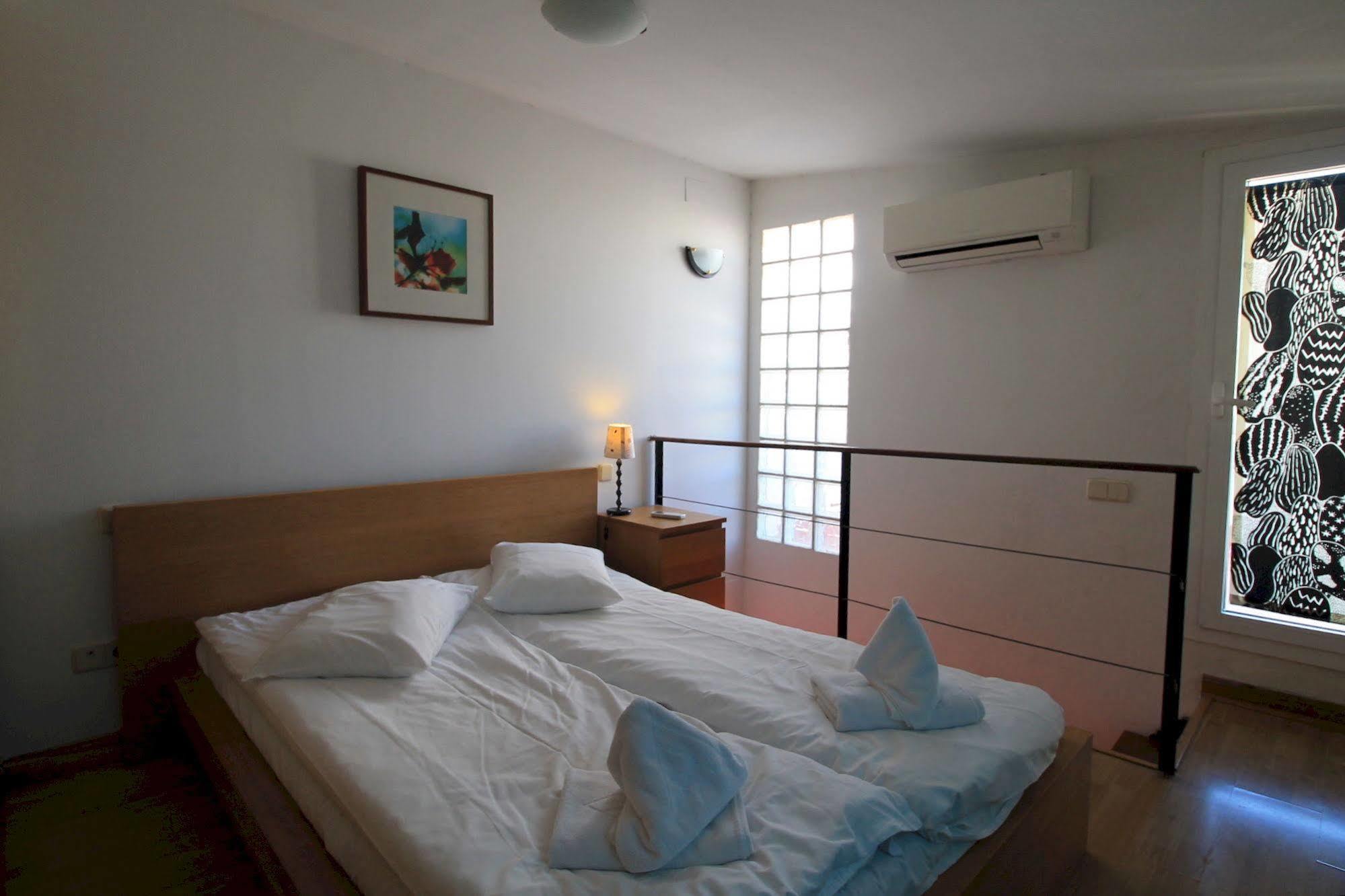 Prado Apartments Madryt Zewnętrze zdjęcie